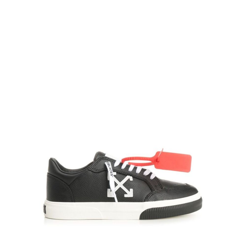 Off-White Men Vulcanized Low Sneakers